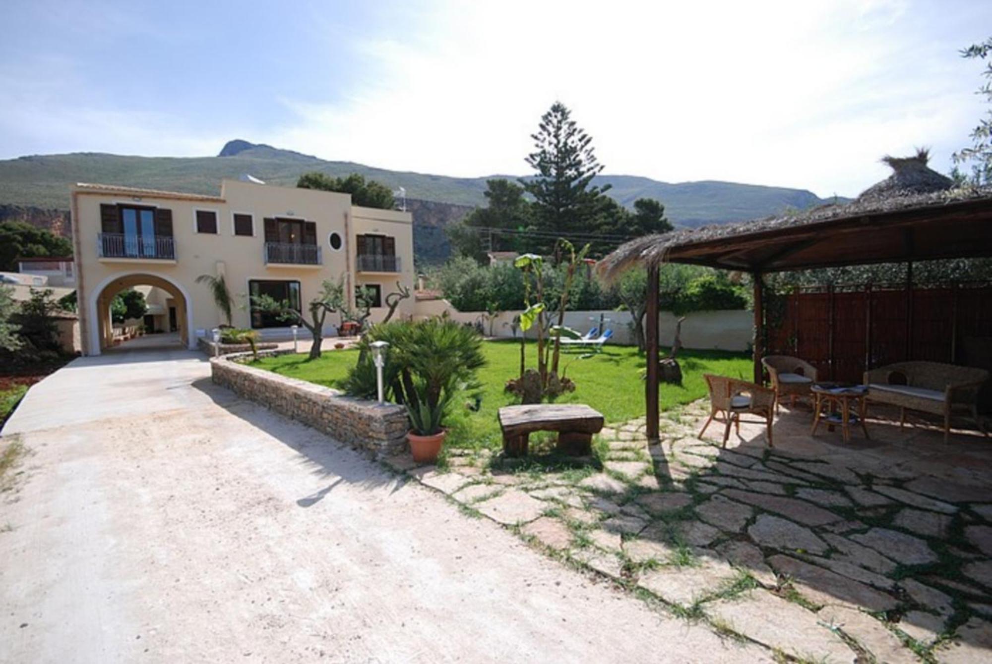 Trigrana Vacanze Hotel Castelluzzo Extérieur photo